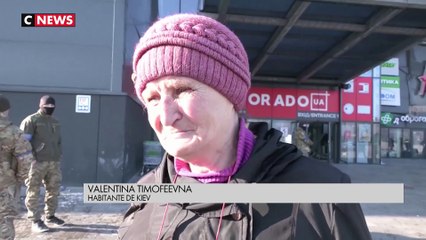 Guerre en Ukraine : un centre commercial bombardé à Kiev