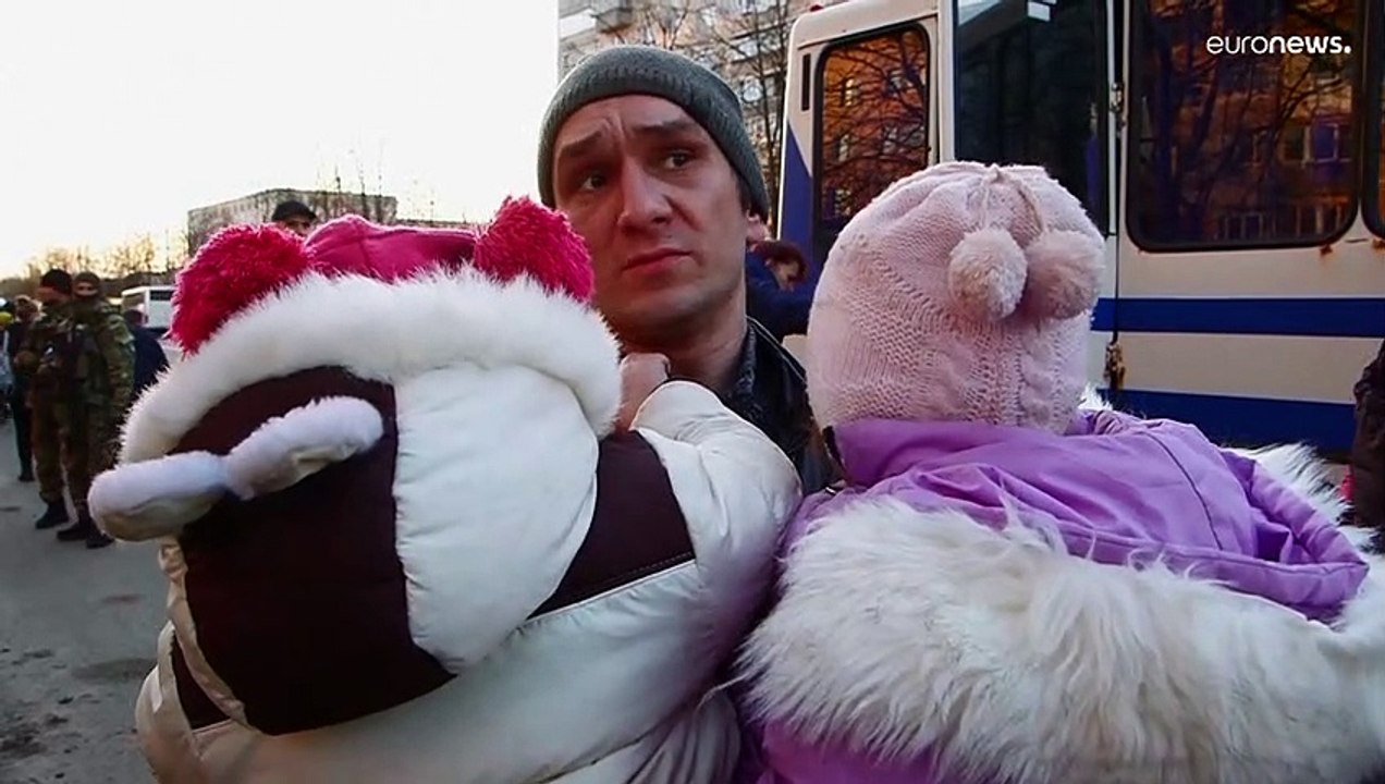 'Das war nicht zu ertragen': Menschen fliehen vor den Bomben