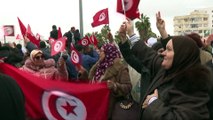 رئيس تونس يقول إنه يمكن للجميع التعبير عن رأيه بشان النظام السياسي الجديد