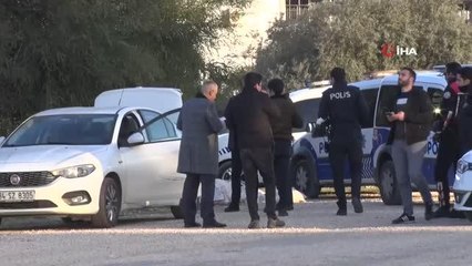 Antalya'da sır gibi ölüm... Park halindeki otomobilin bagajından erkek cesedi çıktı
