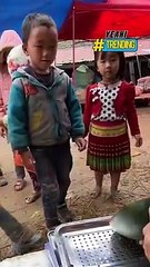 Buôn bán ế ẩm trong phiên chợ vùng cao, cặp vợ chồng quyết định làm một việc gây xúc động