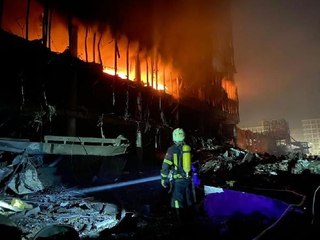 Rus birlikleri, Kiev'de AVM'yi vurdu