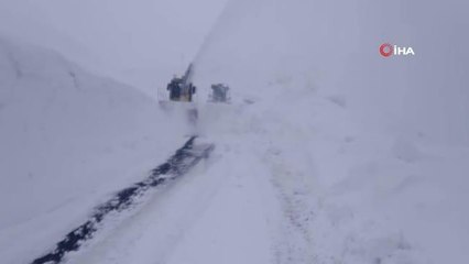 Hakkari'de 51 köy yolu ulaşıma kapandı