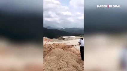 Son dakika! Çin'de yolcu uçağı düştü