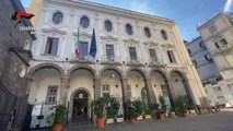 Scoperta piazza di spaccio gestita da detenuti in carcere a Napoli
