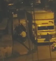 Son dakika! ARNAVUTKÖY'DE TAŞLI SOPALI KAVGA KAMERADA