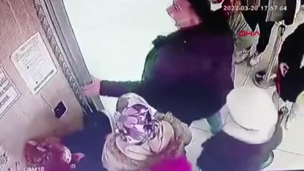 İSTANBUL-BAKIRKÖY'DE DOKTORA SALDIRININ GÖRÜNTÜLERİ ORTAYA ÇIKTI.