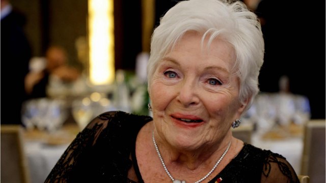 VOICI : Line Renaud : ce drame familial qui continue de la hanter