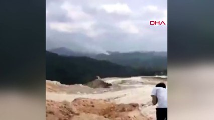 133 kişiyi taşıyan uçak düştü! Çin'deki görüntüler anbean kamerada