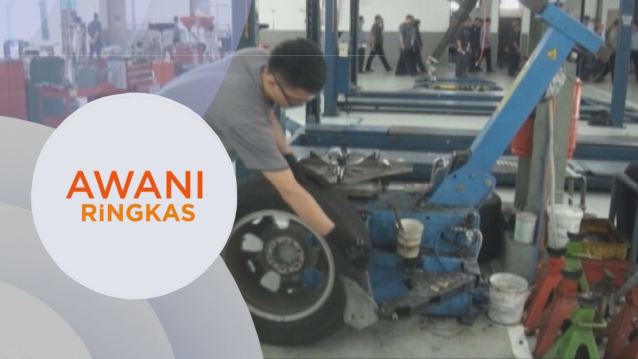 AWANI Ringkas: PKPB di Kuching bermula 9 Nov 2020 | Kerajaan komited perkasa bidang T-VET