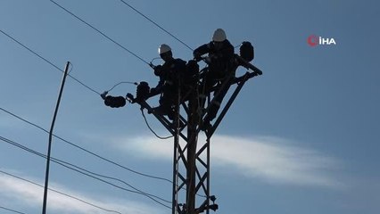 UEDAŞ'ın saha çalışanlarının gerçekleştirdiği eğitimler, filmlerdeki aksiyon sahnelerini aratmadı