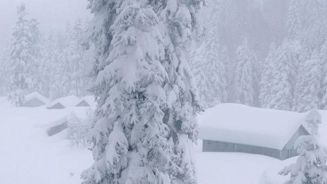 Düzce’de kar kalınlığı 3 metreyi geçti