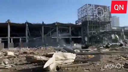 Скачать видео: The former secret base of the Armed Forces of Ukraine near the Retroville shopping center in Kyiv after a night strike by the RF Armed Forces with hypersonic Kinzhal missiles. The ammunition depot (203 mm) for the Pion self-propelled guns was hit. Self-pr