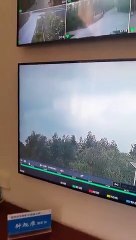 2.15 நிமிட திக் திக்! செங்குத்தாக மலையை நோக்கி பாய்ந்த சீன விமானம்! விபத்து நடந்தது எப்படி? வீடியோ