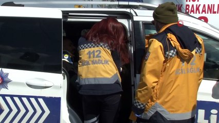 Sollama yapmak isterken aydınlatma direğine çarptı