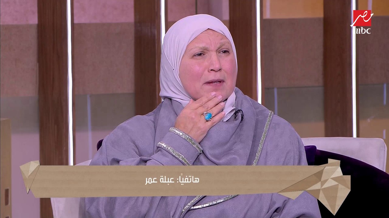 حفيدة عبلة الكحلاوي تفاجئ والدتها على الهواء وتبكي تأثراً بكلامها