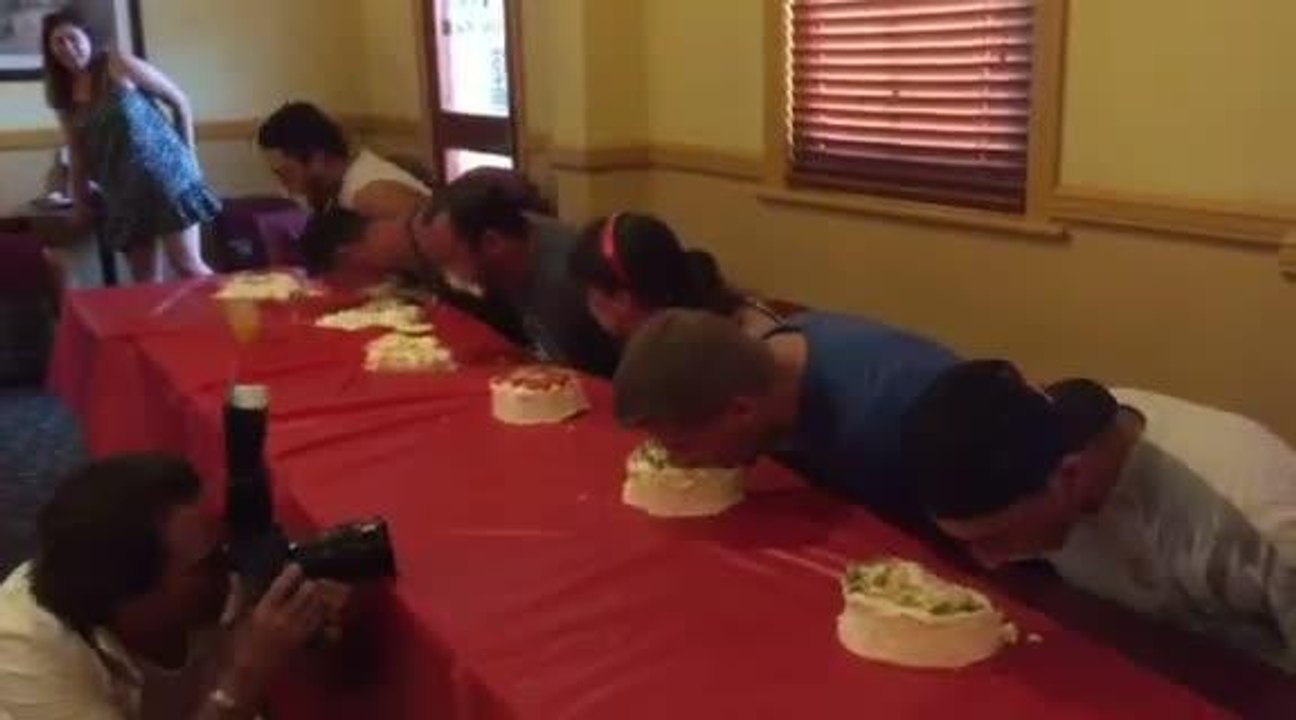 Pavlova eating competition