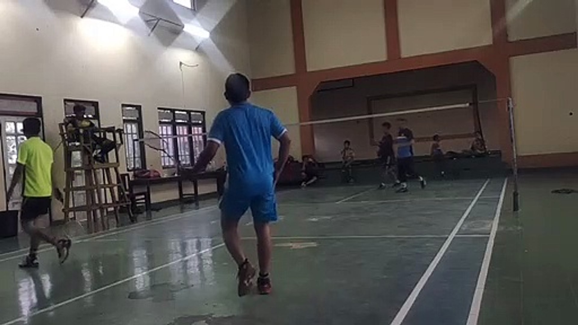 LATIHAN BADMINTON BARENG:)