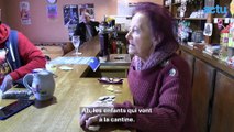 À 75 ans, Marceline est toujours à la tête de son bistrot