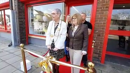 Opening of Stems, Whiteleas