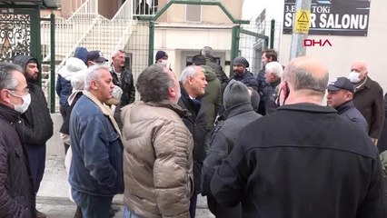 DOĞAL GAZI KESİLEN SİTEDE GERGİNLİK; POLİS MÜDAHALE ETTİ