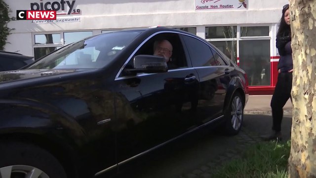 Prix des carburants : des routiers bloquent une raffinerie à Lyon