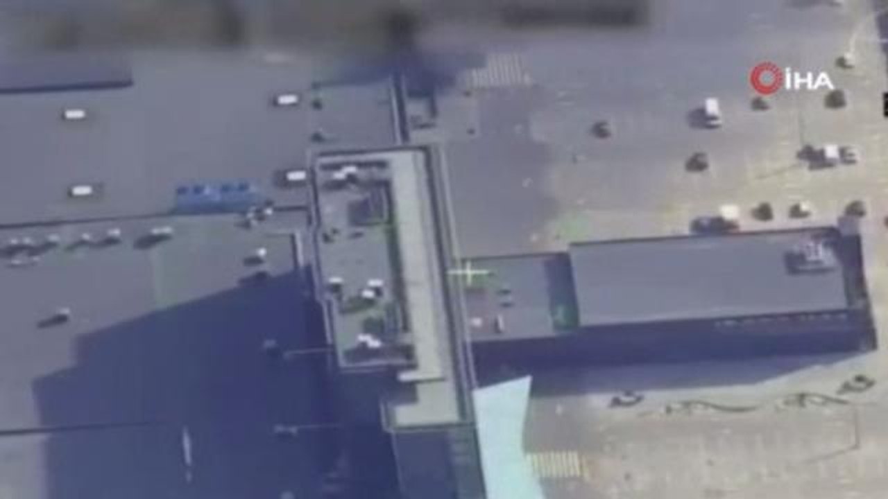 Rusya Savunma Bakanlığı: "Kiev'de vurulan AVM, roketatar sistemlerinin deposu olarak kullanılıyordu"