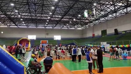 Sexta Gincana "Meu jeito Down de Ser feliz" é realizada no Ginásio de Esportes Sérgio Mauro Festugatto