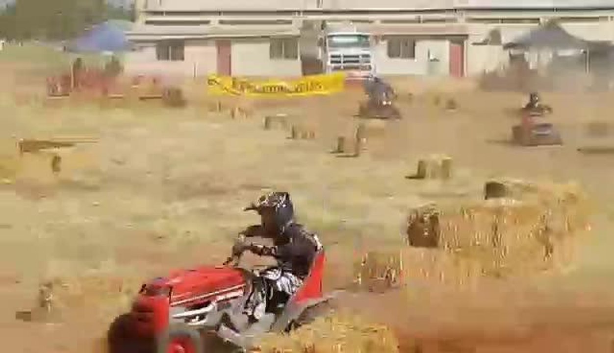 Lawn mower racing