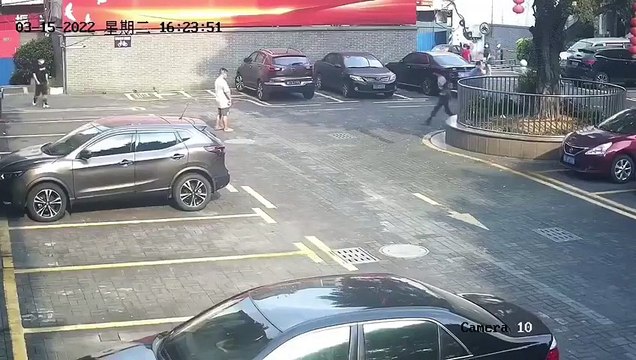 Un apprenti sorcier se voit refuser l'entrée à Poudlard