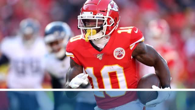 Breaking News - Dolphins sign Tyreek Hill