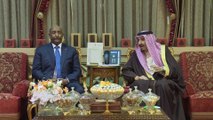 الملك سلمان يستقبل رئيس مجلس السيادة الانتقالي السوداني عبدالفتاح البرهان