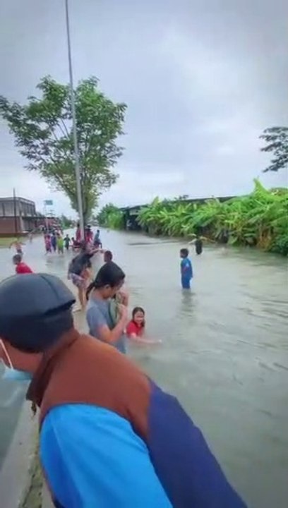 Banjir melanda