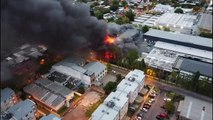 San Fernando: Un voraz incendio arrasa un depósito de residuos químicos
