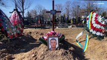Trauer und Wut in Kiew in der Ukraine: Sohn Artem schwört Rache für den Vater (59)