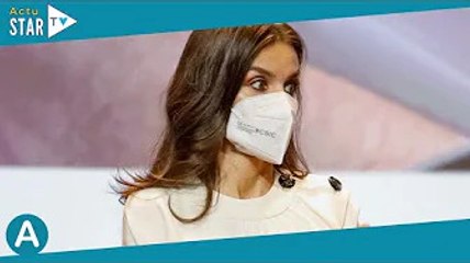 Letizia d'Espagne : cette tenue monochrome qu'elle porte pour la remise de prix à Valence