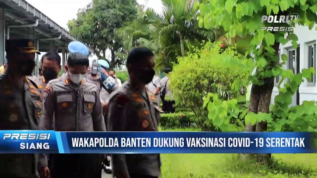 Wakapolda Banten Mengikuti Vaksinasi Serentak di PT Hannook Tangerang