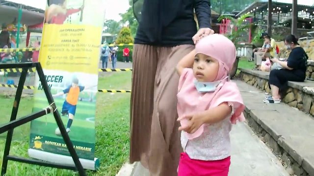 Taman Budaya Sentul Bogor Jawa Barat _ Aleeya Naik Kuda