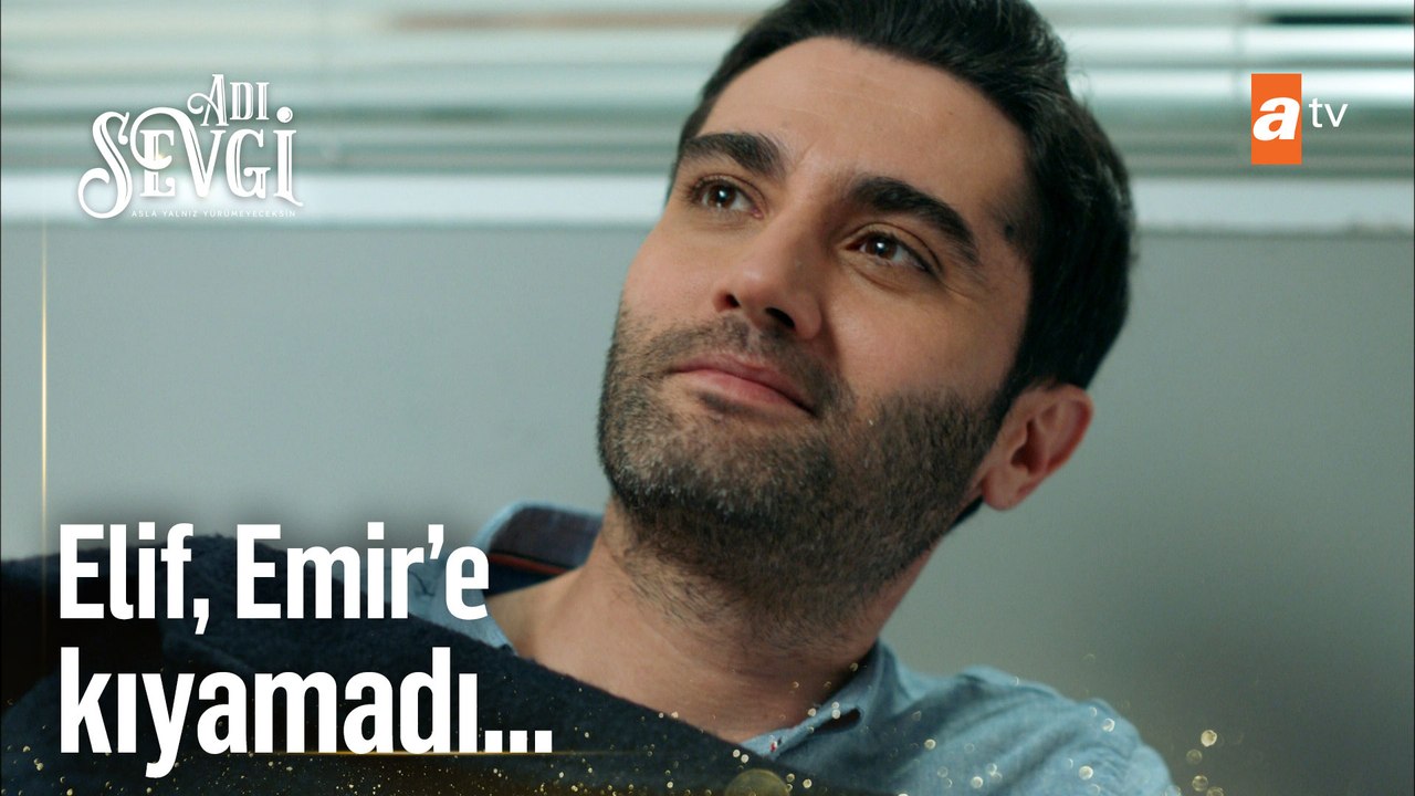 Elif, Emir'in üzerini örtüyor