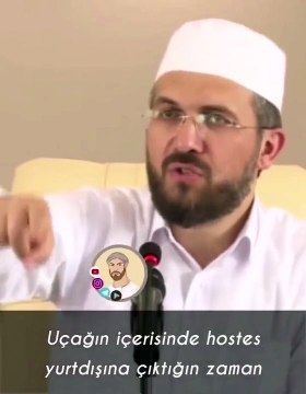 İlahiyatçı Şenocak'tan uçaktaki alkollü ikramlara: Meyhaneye çevirmişler uçağın içini, 'benim yanımda içemezsin, dur' diyeceksiniz