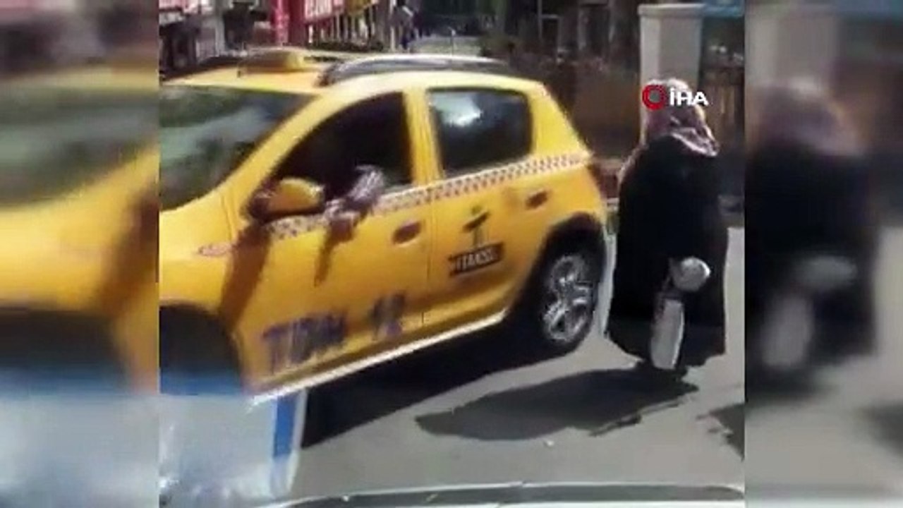Yaşlı kadın taksiye binebilmek için yalvardı