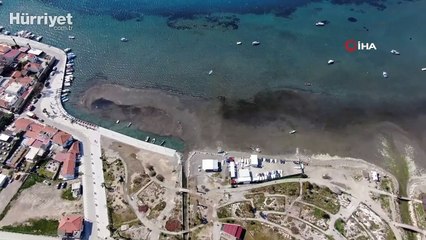 İzmir’de deniz çekildi: Havadan böyle görüntülendi... Uzmanı sebebini açıkladı