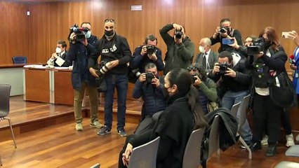 Isabel Pantoja se derrumba durante su declaración en el juzgado de Málaga