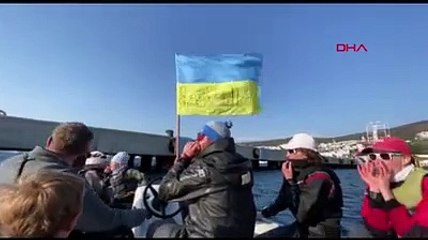 Rus milyarder Abramoviç'in yatı Datça'da; Ukraynalı sporculardan protesto