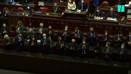 La ovación a Zelenski en el Parlamento italiano