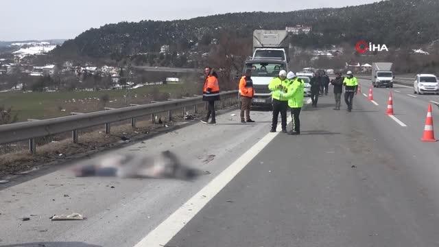 Tırın çarptığı çekici sürücüsü hayatını kaybetti