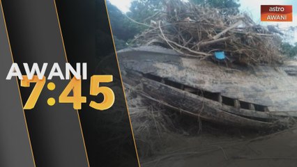 Kapal lama timbul selepas banjir di Lipis