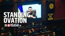 Guerra Russia-Ucraina, standing ovation per Zelensky al parlamento italiano: applausi alla Camera