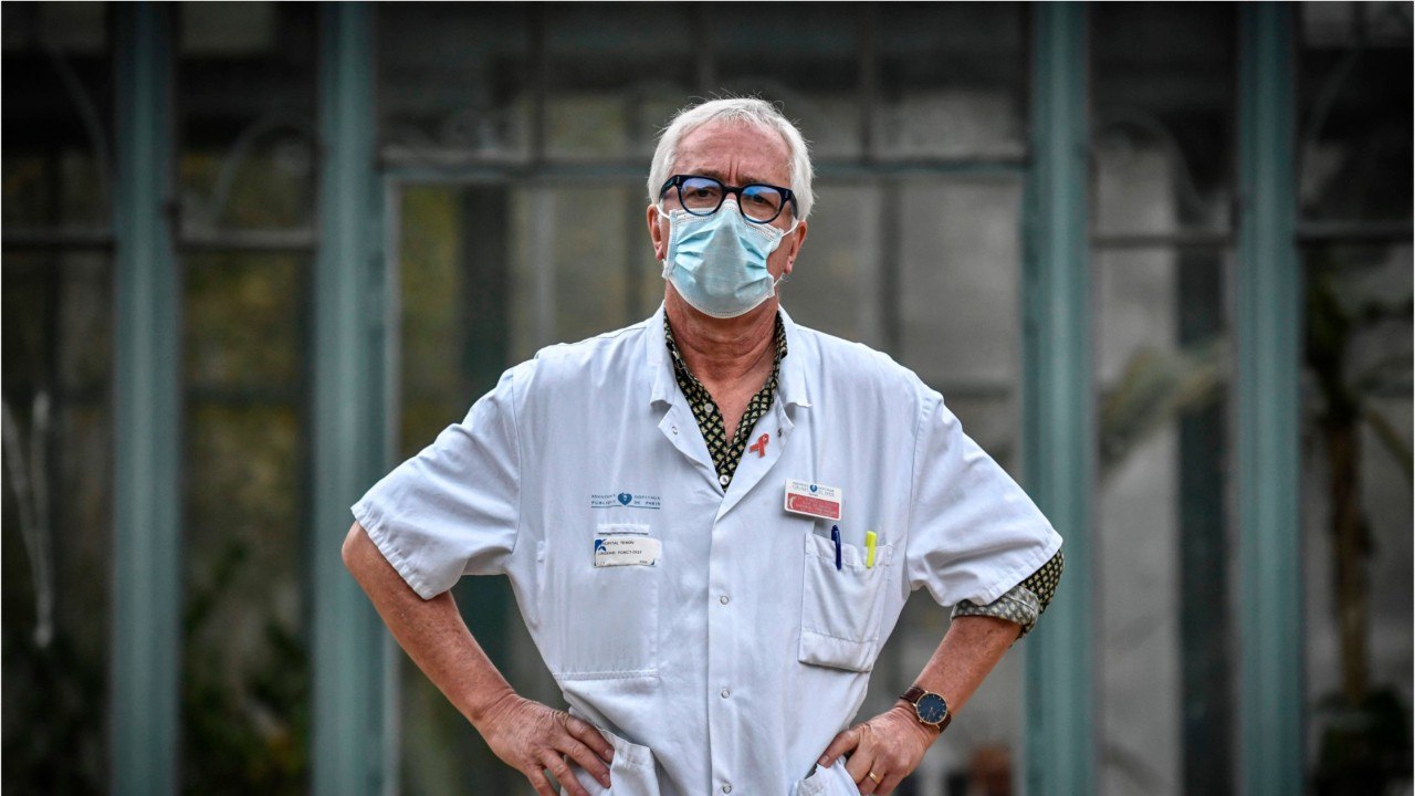 GALA VIDEO - Gilles Pialoux (très) cash sur le Covid-19 : “Les Français auront les vagues qu’ils méritent”