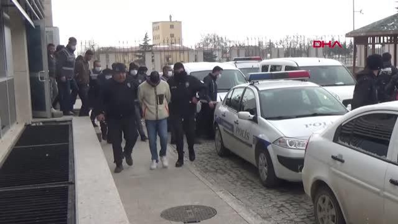 SOSYAL MEDYA HESAPLARIYLA VURGUN YAPTIKLARI 1,5 MİLYON LİRAYI, EĞLENCE MEKANLARINDA HARCAMIŞLAR